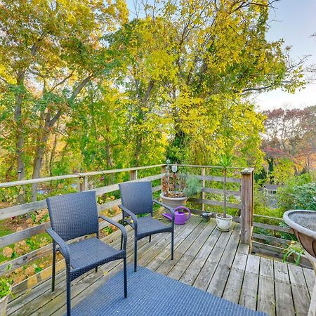Cozy Dix Hills Apt With Deck About 7 Mi To Beach! 外观 照片